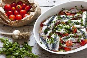 Alici alla pizzaiola, un secondo di pesce nutriente e gustoso