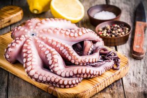 Come cuocere il polpo: metodi di cottura e ricette
