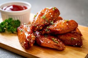 Rischio intossicazione alimentare con la preparazione del pollo: ecco cosa ci dice una nuova ricerca americana sulla sicurezza alimentare
