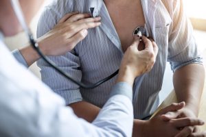Cuore sano: fattori di rischio, alimenti, dieta e stile di vita per prevenire i problemi cardiaci