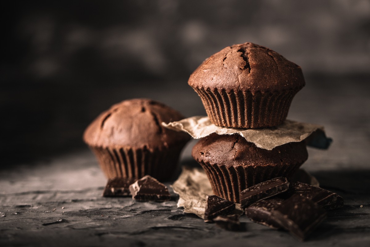 La ricetta leggera dei muffin al doppio cioccolato senza burro