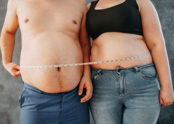 L'obesità aumenta il rischio di patologie correlate. Ma in modo diverso tra uomini e donne