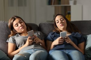 Poco movimento, teenager italiani tra i peggiori al mondo: 9 su 10 non sono abbastanza attivi