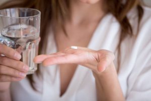 Resistenza agli antibiotici: in Italia 10 mila morti l’anno. Per combatterla, no all’abuso e al fai da te