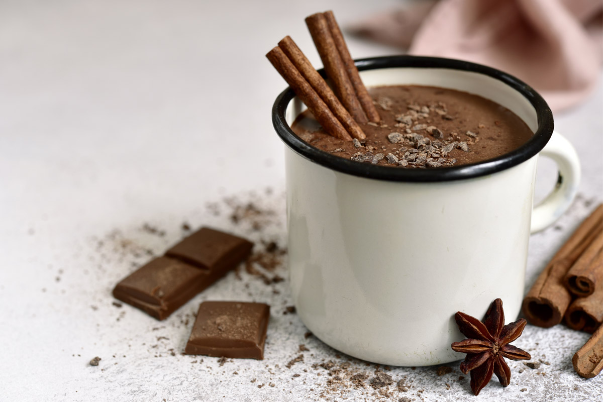 Cioccolata calda fatta in casa: la ricetta per prepararla - Melarossa