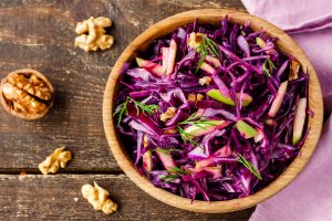 3 insalatone autunnali per una pausa pranzo veloce, completa e gustosa