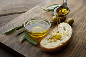 L’olio extravergine di oliva migliora la memoria e protegge da varie forme di demenza