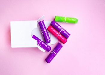 Tagliata la Tampon tax: l'Iva passa dal 22% al 5% sugli assorbenti biodegradabili