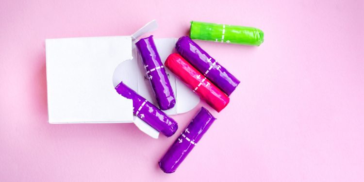 Tagliata la Tampon tax: l'Iva passa dal 22% al 5% sugli assorbenti biodegradabili