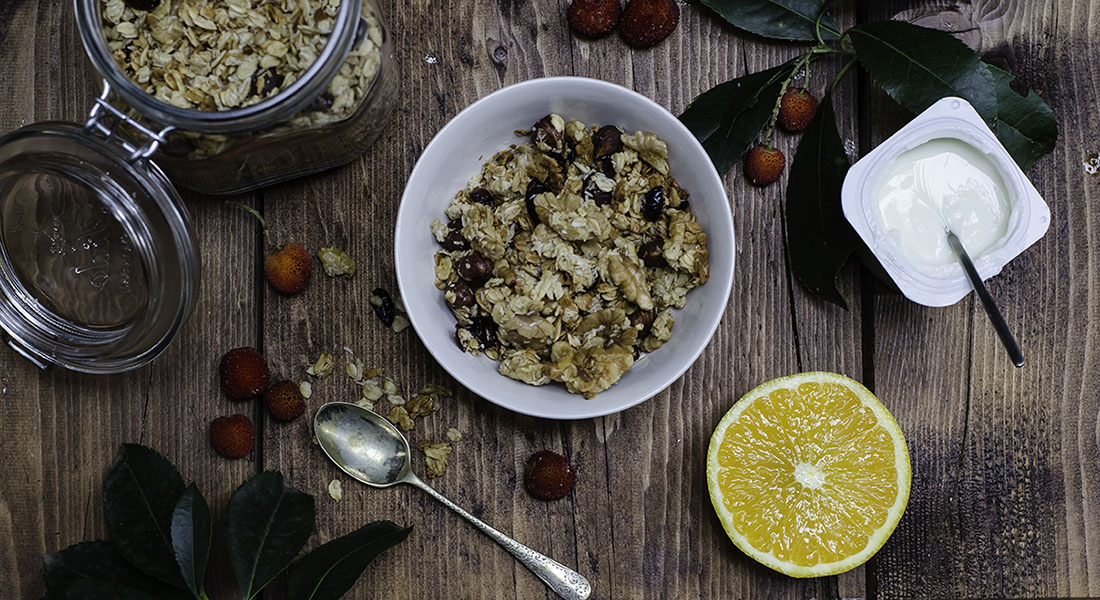 granola con pistacchio per la colazione