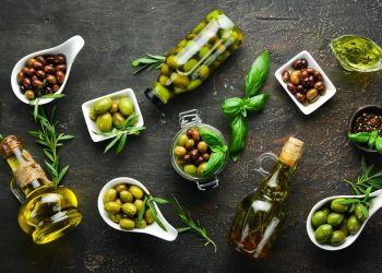 olive: storia, calorie, benefici, olive verdi e nere differenze, ricette