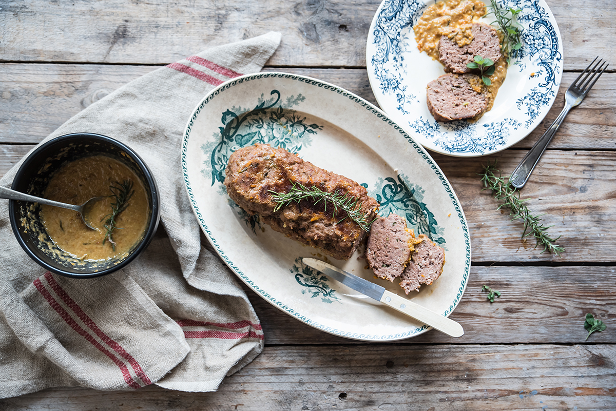 polpettone con salsa di carote