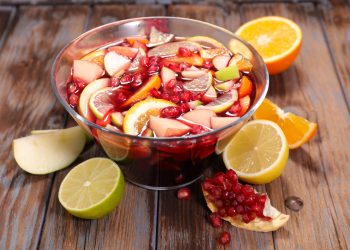 La sangria analcolica alla melagrana per i tuoi brindisi light delle feste