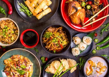 Cucina cinese: 10 utensili indispensabili per una serata dal sapore orientale