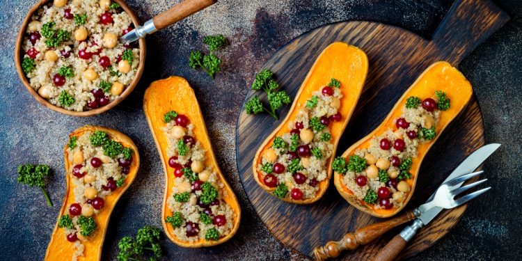 quinoa: cos'è, benefici, valori nutrizionali e ricette