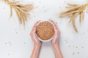 Segale: che cos’è, calorie, benefici, la ricetta del pane nero