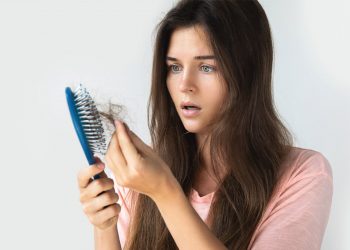 Perdi i capelli? La colpa è anche dell'inquinamento