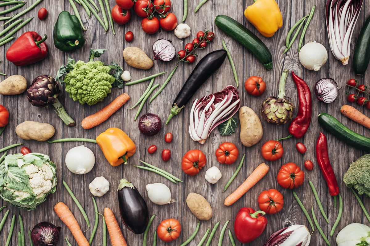 Dieta vegana: cos'è, principi, esempi di menù, benefici e rischi per la salute