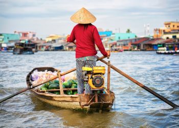 viaggio in Vietnam tra mare, tradizione e frutta esotica