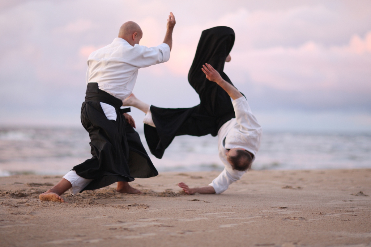 aikido: cos'è, storia, allenamento, tecnica, benefici e controindicazioni