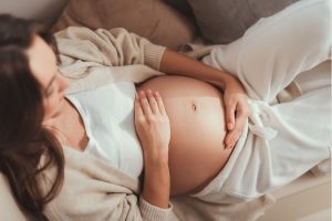 Coronavirus in gravidanza e allattamento: come comportarsi?