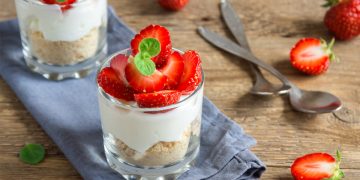 Finta cheesecake: 3 ricette light e golose per coccolarti a dieta