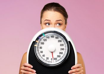 Ossessione bilancia a dieta: perché è un errore e i consigli delle Melarossine per superarla