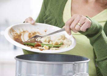 Sprechi alimentari: i consigli del nutrizionista per evitarli