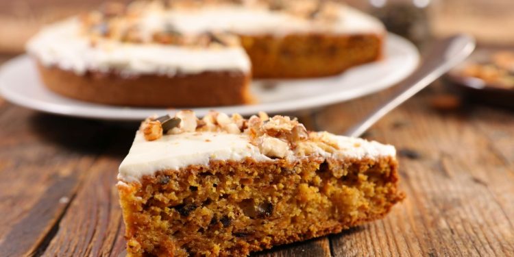 Torta di mandorle e carote sana e molto golosa