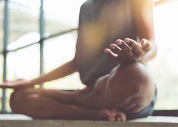 meditazione: cos'è, come si pratica, benefici