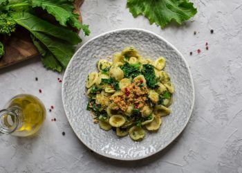 orecchiette con cime di rapa