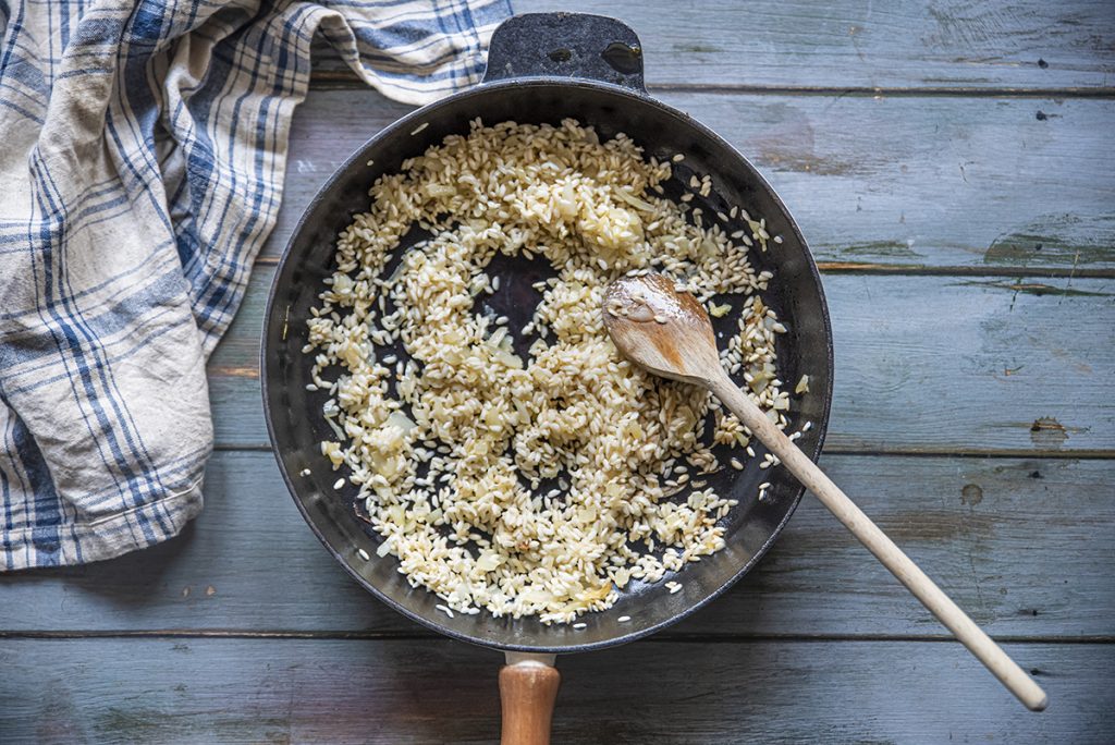 risotto alla pescatora carnaroli cipolla