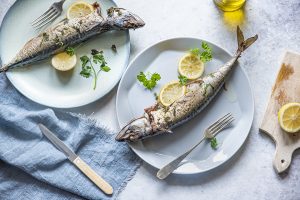 Sgombro al forno, un secondo saporito e leggero