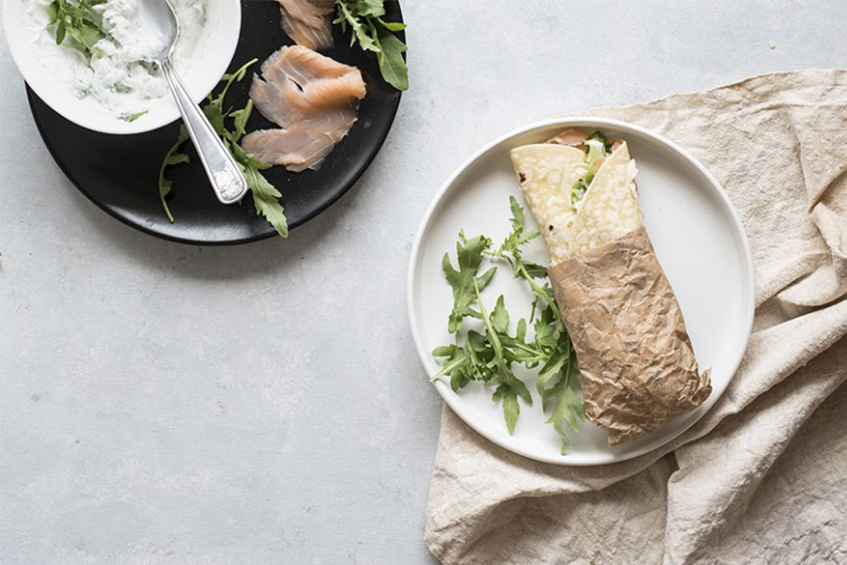 Yogurt greco: piadina con salmone e yogurt