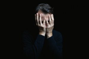Bipolarismo: cos’è, tipi di disturbi, fasi, cause, sintomi, diagnosi e trattamenti