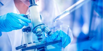 Cancro: scoperto il meccanismo con cui corrompe il sistema immunitario e aggredisce l'organismo