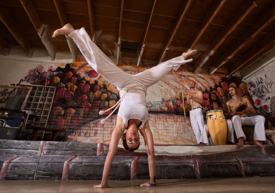 capoeira: cos'è, storia, musica e danza, roda, allenamento e tecniche, benefici