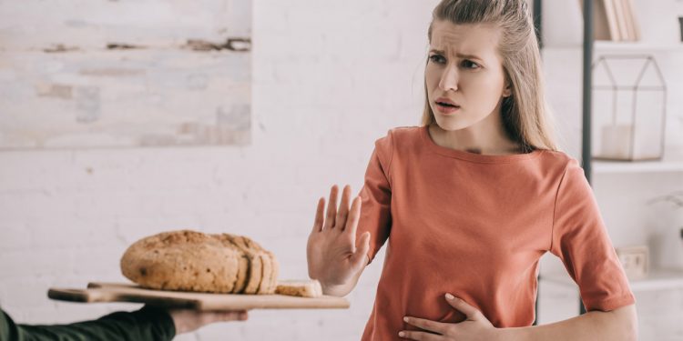 Celiachia: pesticidi, PFAS e altri inquinanti aumentano il rischio nei giovani