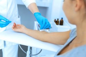 Sclerosi multipla: un esame del sangue può aiutare a prevedere se la malattia peggiorerà