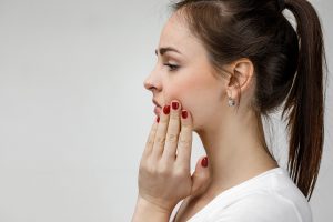 Denti sensibili e doloranti? Ecco le possibili cause