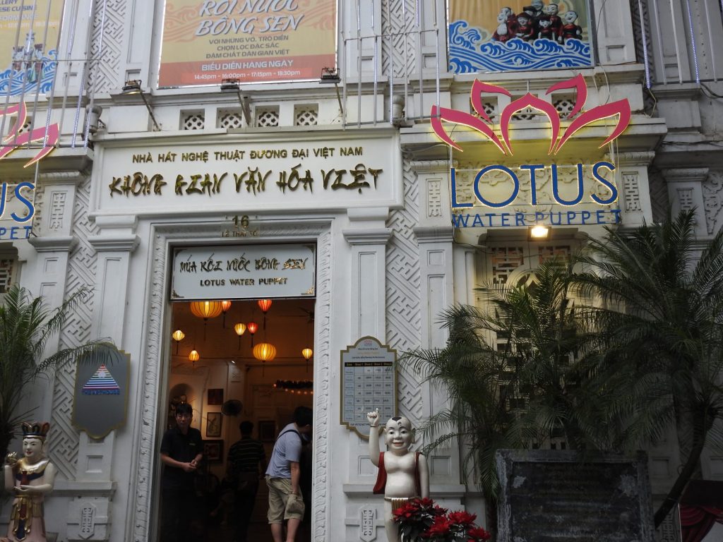 hanoi teatro per spettacoli di marionette sullacqua