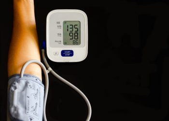 ipertensione: cos'è, valori, cause, sintomi e cura