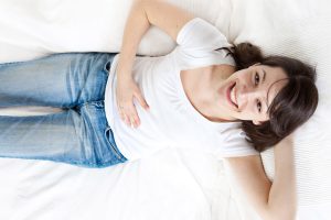 Se sei felice, lo è anche il tuo intestino: scoperto legame tra serotonina e infezioni gastrointestinali