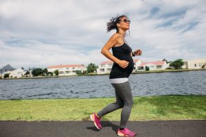 Lo sport in gravidanza aumenta i benefici del latte materno per il bambino: ridotto rischio di obesità, diabete e malattie cardiache