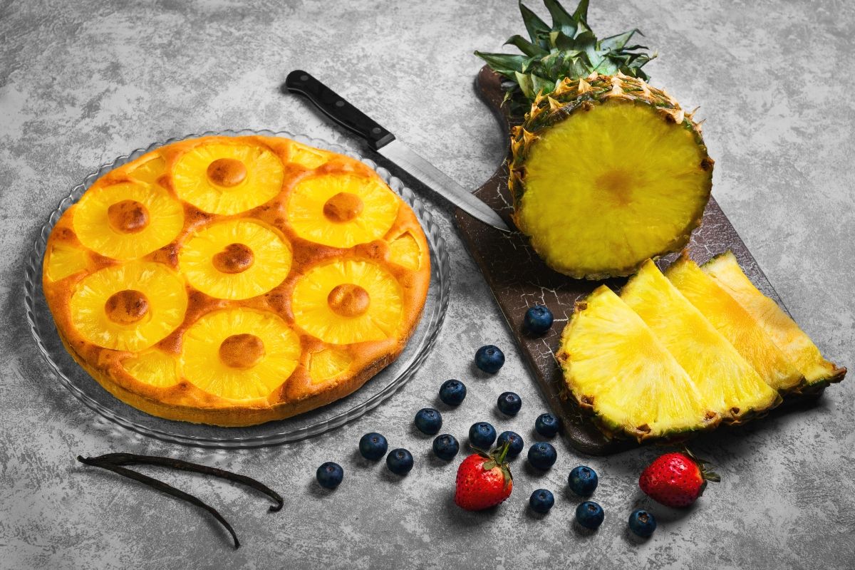 torta all'ananas e vaniglia senza glutine