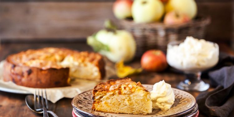 torta di mele e grano saraceno