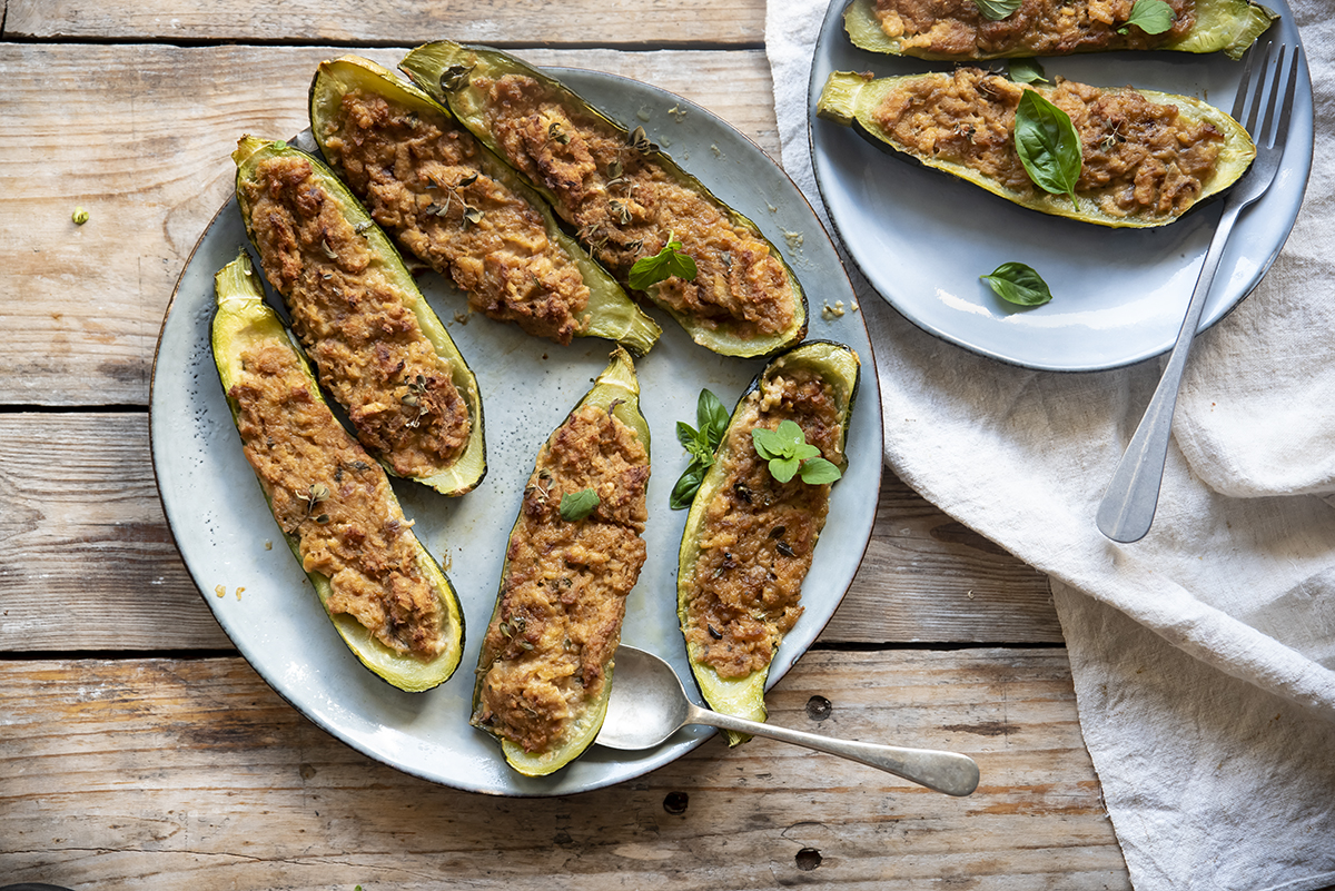 zucchine ripiene di tempeh