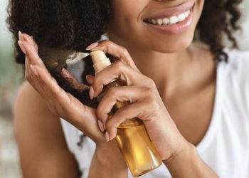 miglior olio ristrutturante per capelli