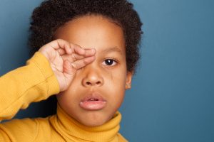Congiuntivite virale, batterica o allergica: no al fai da te