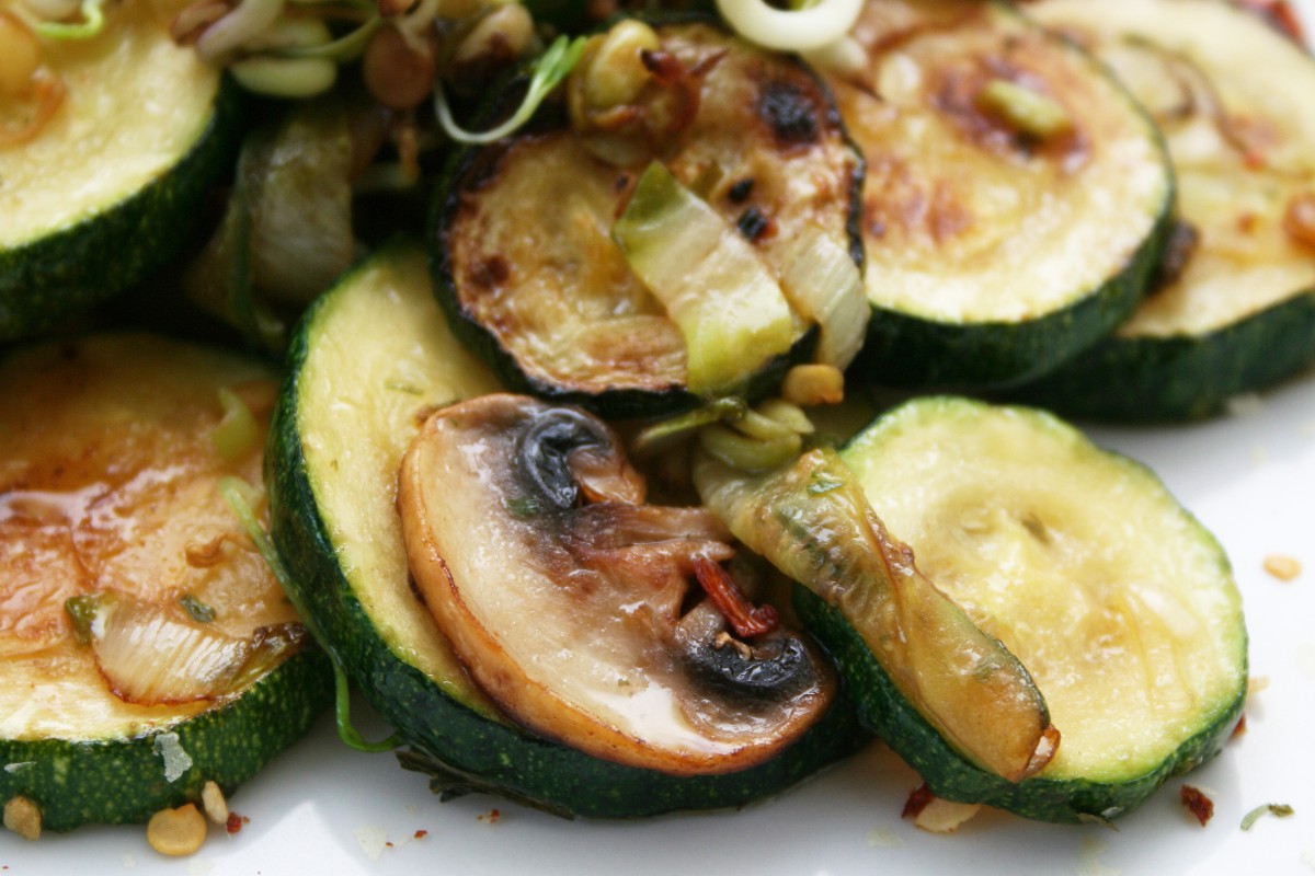 insalata funghi e zucchine